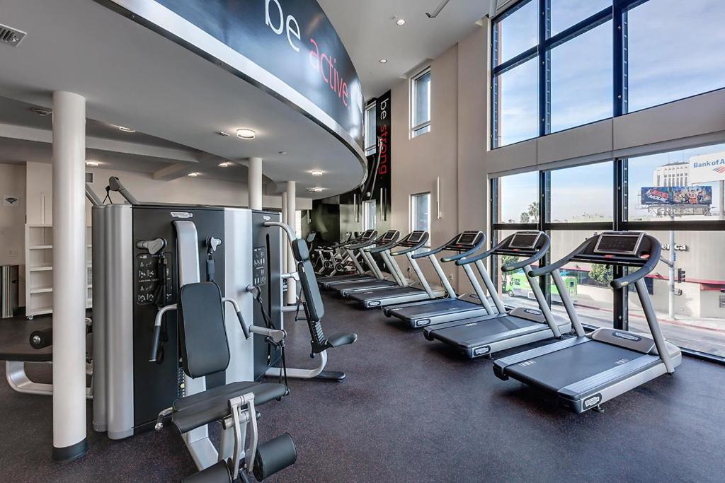 Luxury 2 Bedrooms 2 Bathrooms With Pool And Gym Los Angeles Bagian luar foto