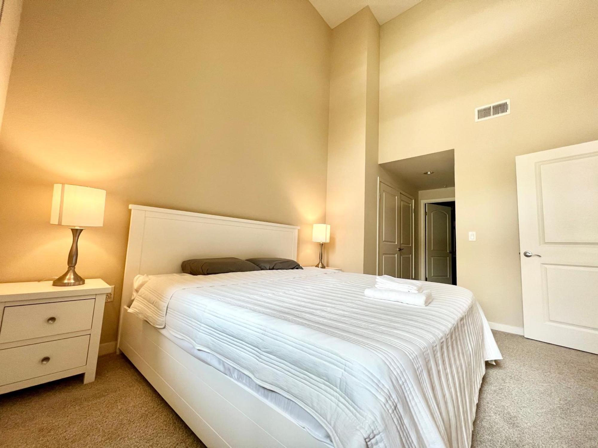 Luxury 2 Bedrooms 2 Bathrooms With Pool And Gym Los Angeles Bagian luar foto
